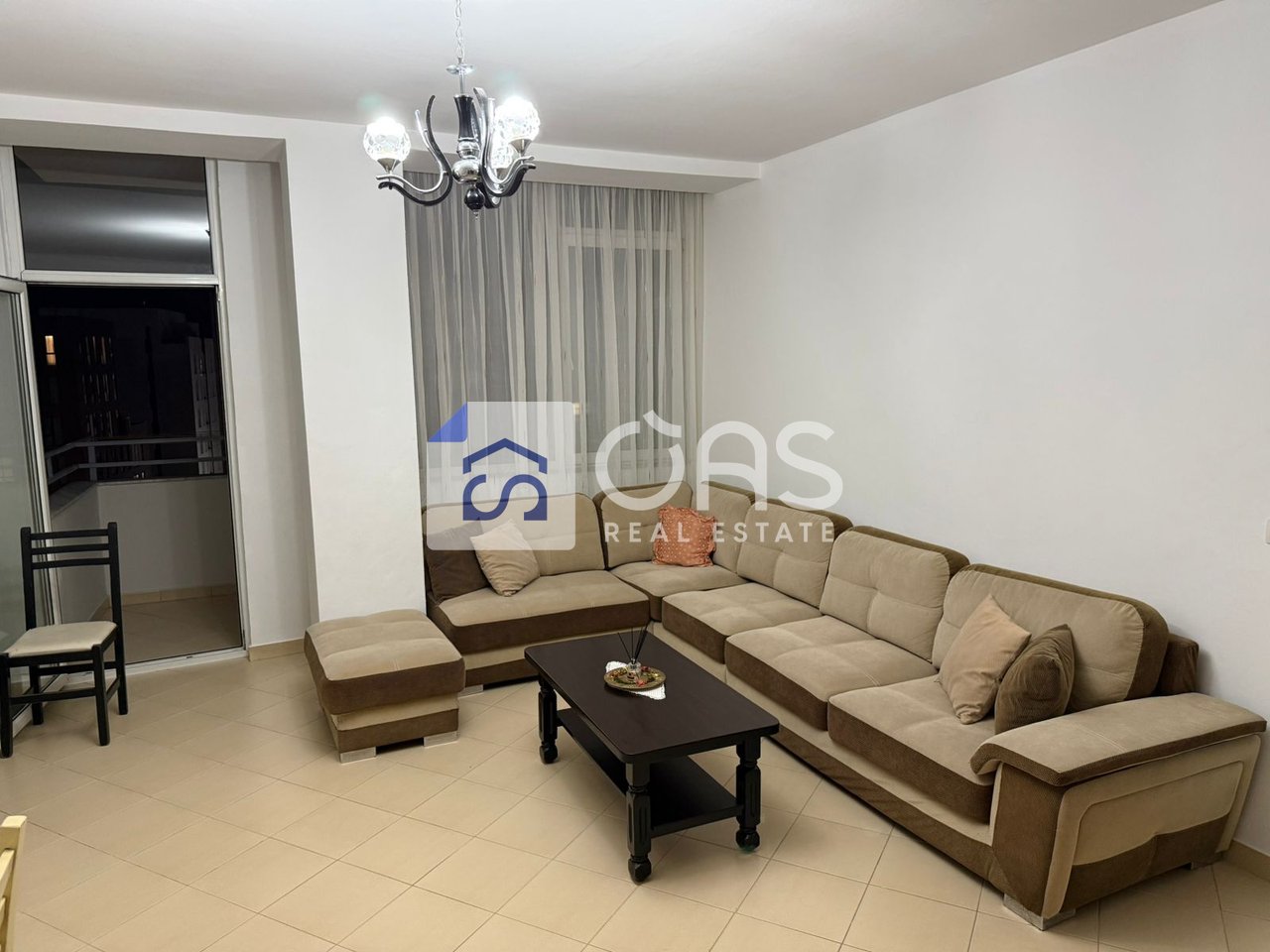 Affittasi appartamento 2+1 a Jordan Misja