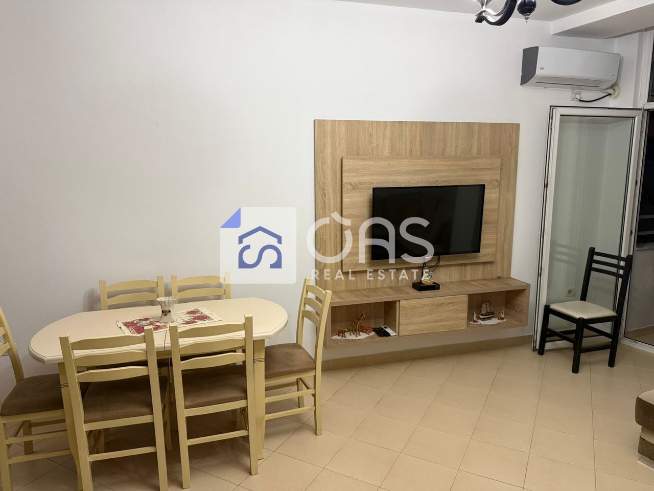 Affittasi appartamento 2+1 a Jordan Misja