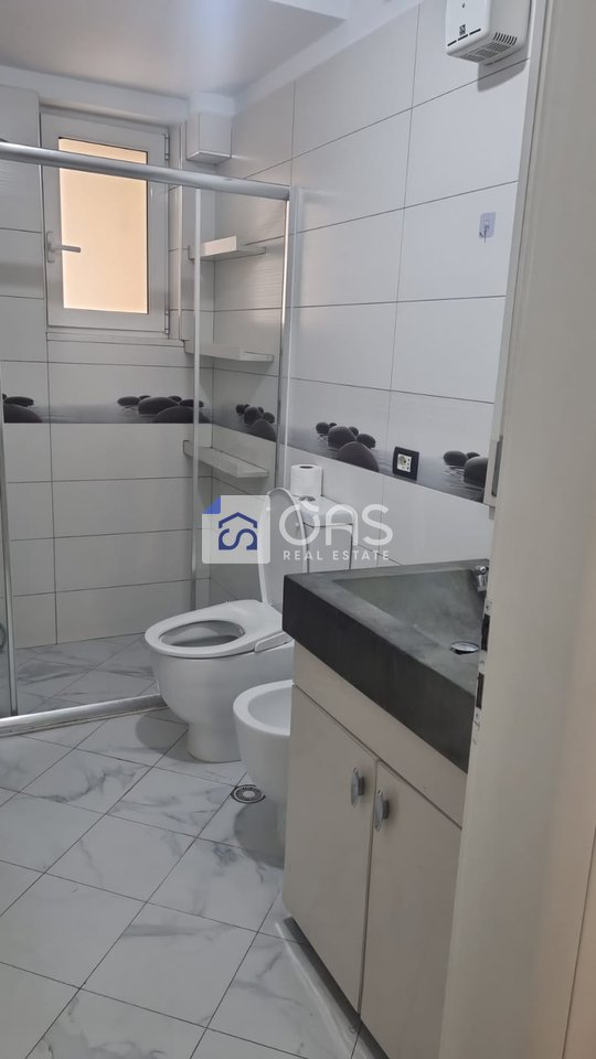 Jepet me qera Apartamenti 2+1+2 Sheshi Willson