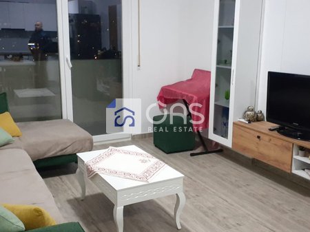 Jepet apartament me qera 1+1 +garazhd tek Misto Mame