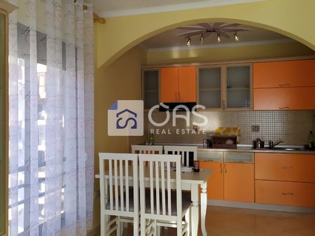 Si affitta appartamento 1+1 a Selvia 45.000 lekë