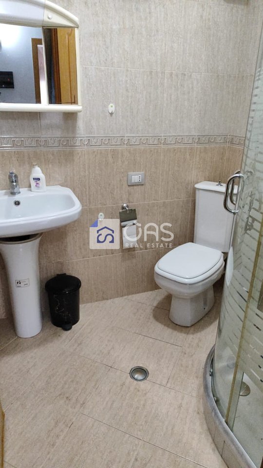 Si affitta appartamento 1+1 a Selvia 45.000 lekë