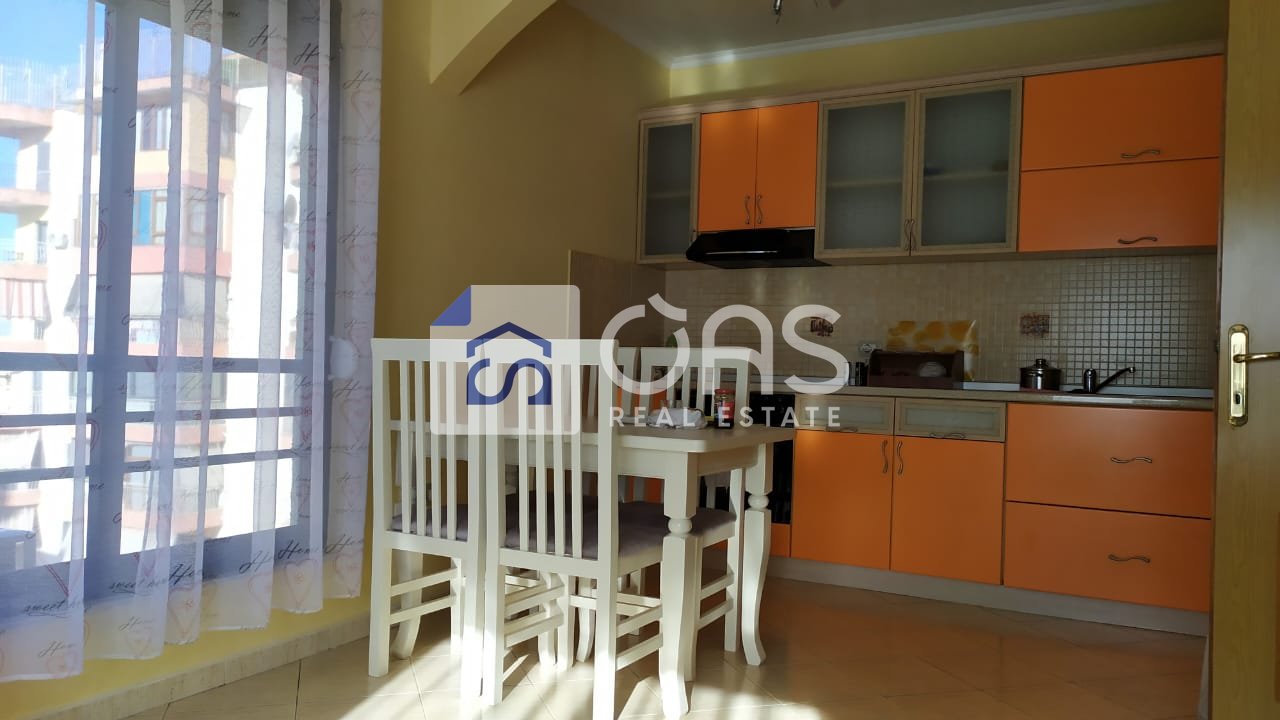 Si affitta appartamento 1+1 a Selvia 45.000 lekë