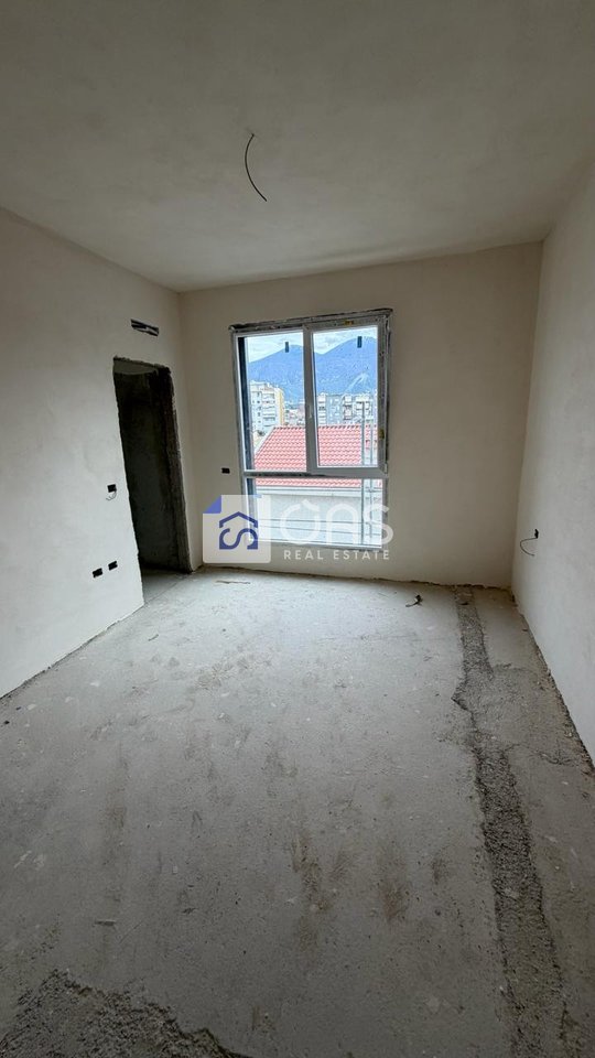 Apartment 2+1+2 for sale in Ali Demi