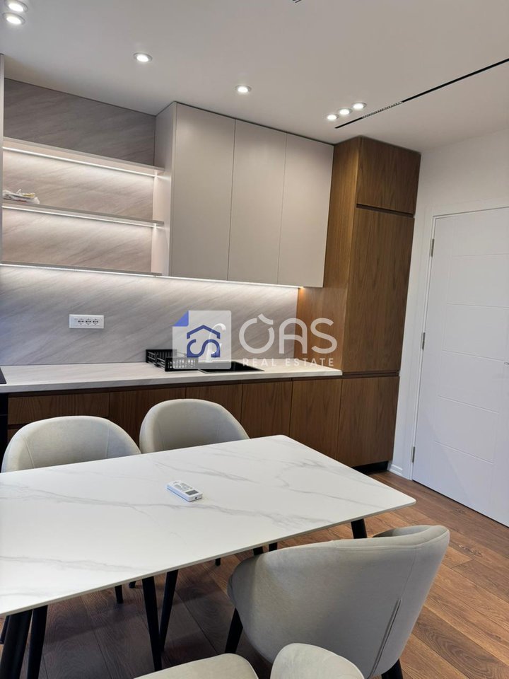 Apartment for rent 1+1+parking space in Xhamllik