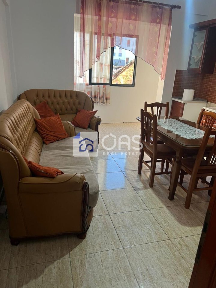 Jepet apartament me qera 2+1 Don Bosko