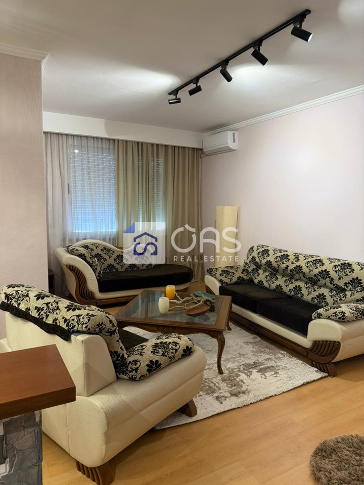 Appartamento in affitto 2+1+2 ad Astir