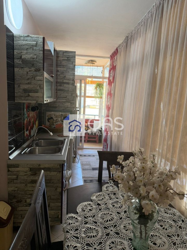 Appartamento in affitto 2+1+2 ad Astir