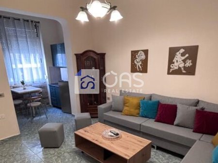 Appartamento in affitto in via Dibres