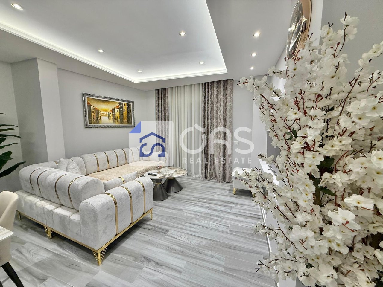 Appartamento 2+1+2+ posto auto disponibile a Fresk