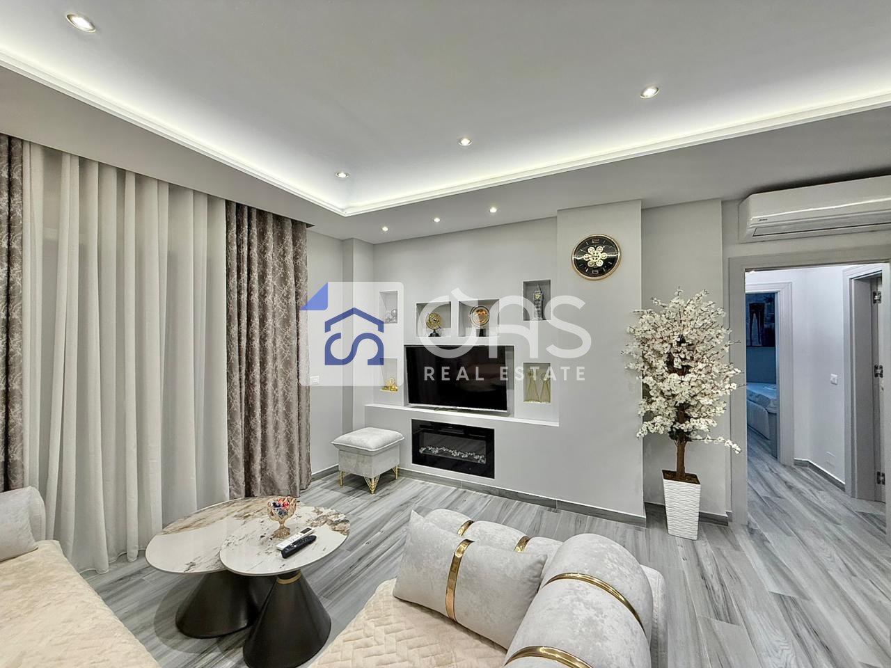 Appartamento 2+1+2+ posto auto disponibile a Fresk