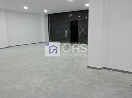 Jepet me qera Ambient Biznesi (Dyqan) ne Kamez.