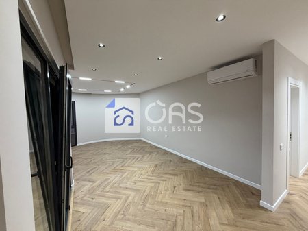 Si affitta ambiente ufficio a Astir