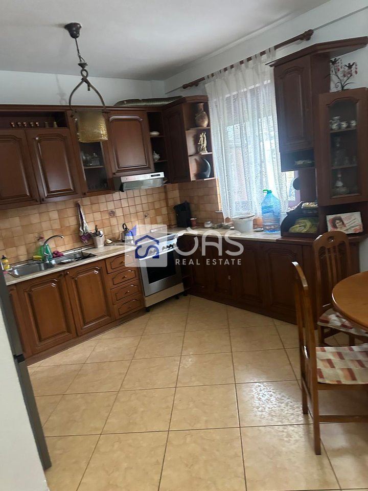 Shitet apartament 2+1 Kodra Djellit