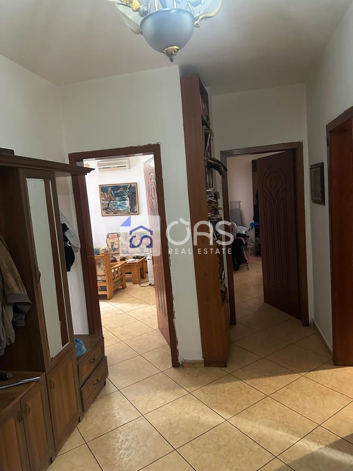 Shitet apartament 2+1 Kodra Djellit