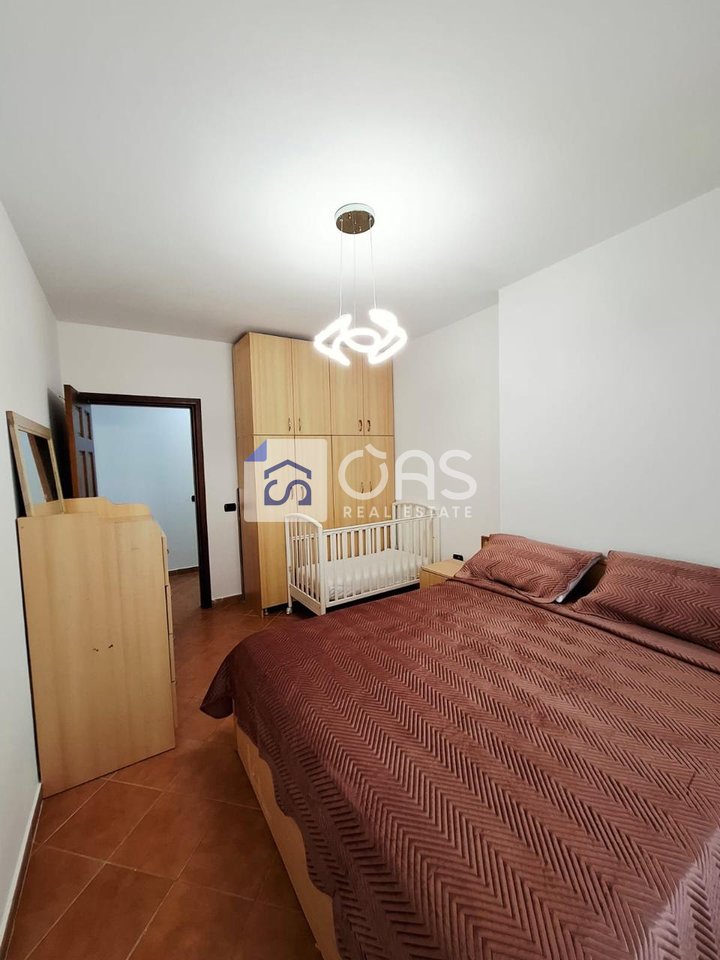 Jepet apartament me qera 2+1 Rruga Kavajes