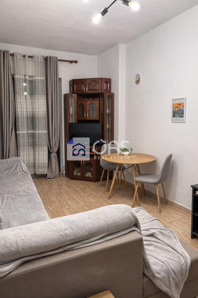 Appartamento 1+1 in affitto ad Astir.