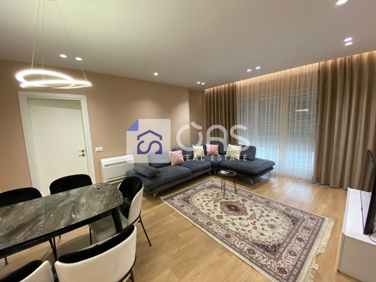 Jepet apartament e qera 2+1+2 tek Rruga e Dibres