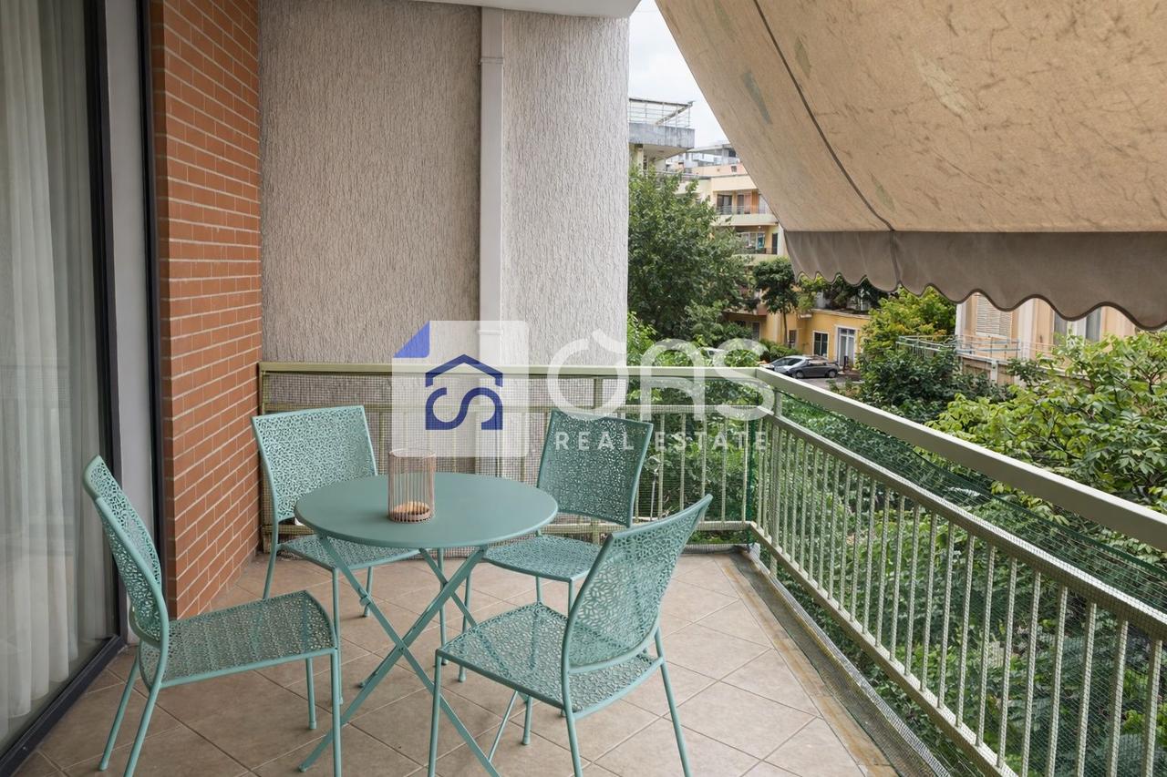 Si affitta appartamento 2+1+2 con posto auto vicino allo Zoo.