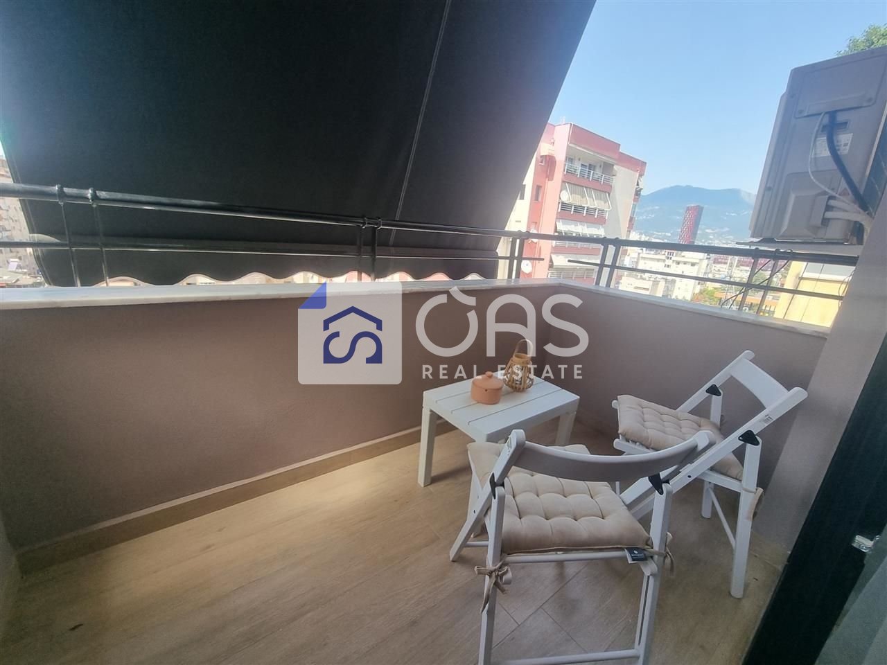 Shitet apartament 2+1+2 tek Liqeni Artificial