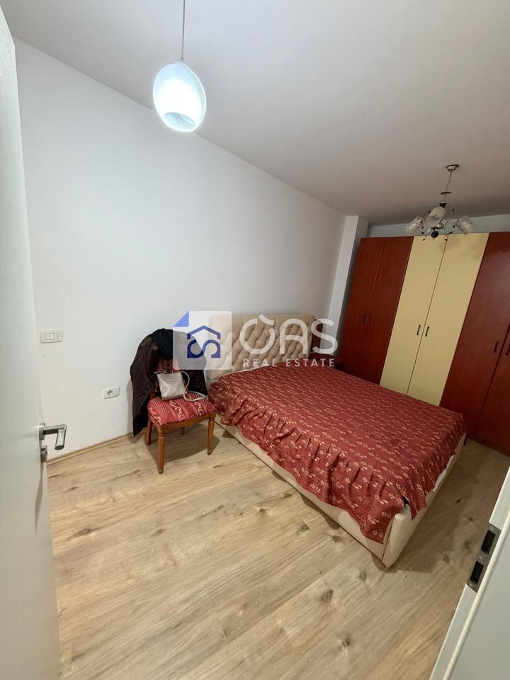 Jepet me qera apartament 1+1 Te 21 Dhjetori