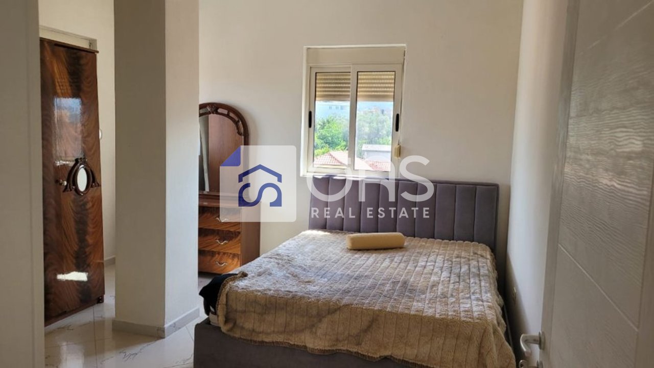 Jepet penthouse me qera 3+1 ne Porcelan