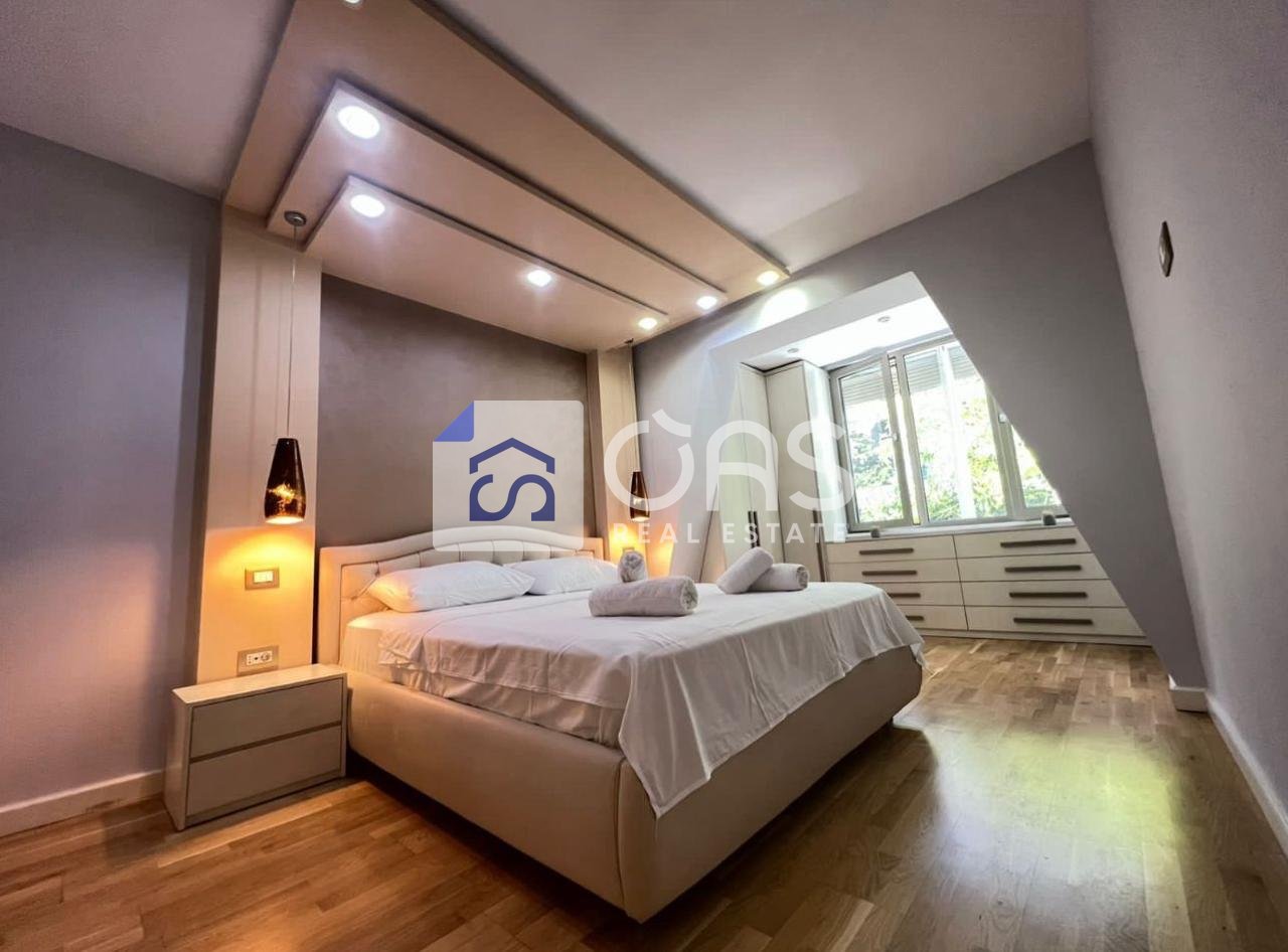 Jepet apartament me qera 2+1 Qender