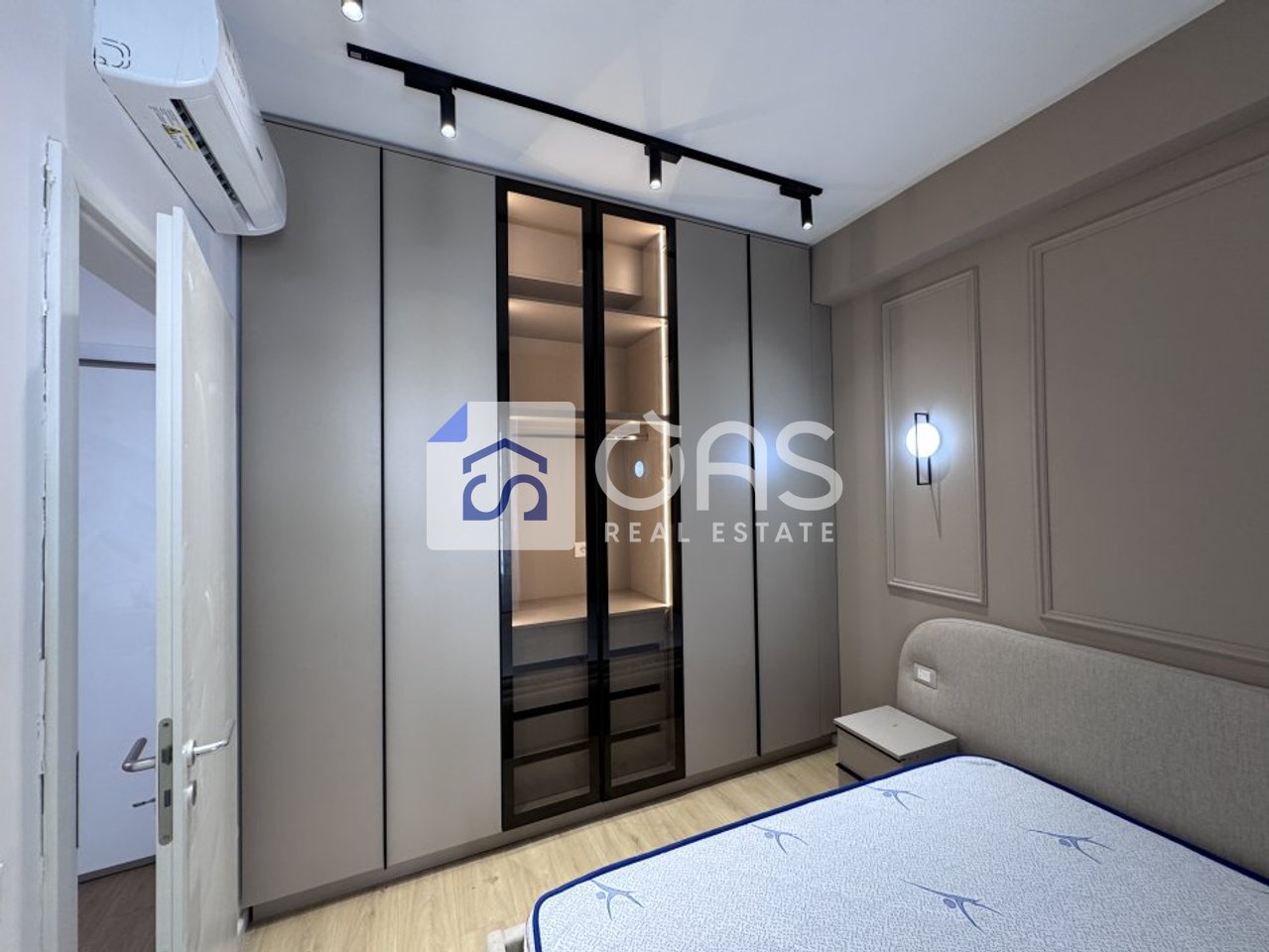 Si affitta appartamento 1+1 a Ali Dem