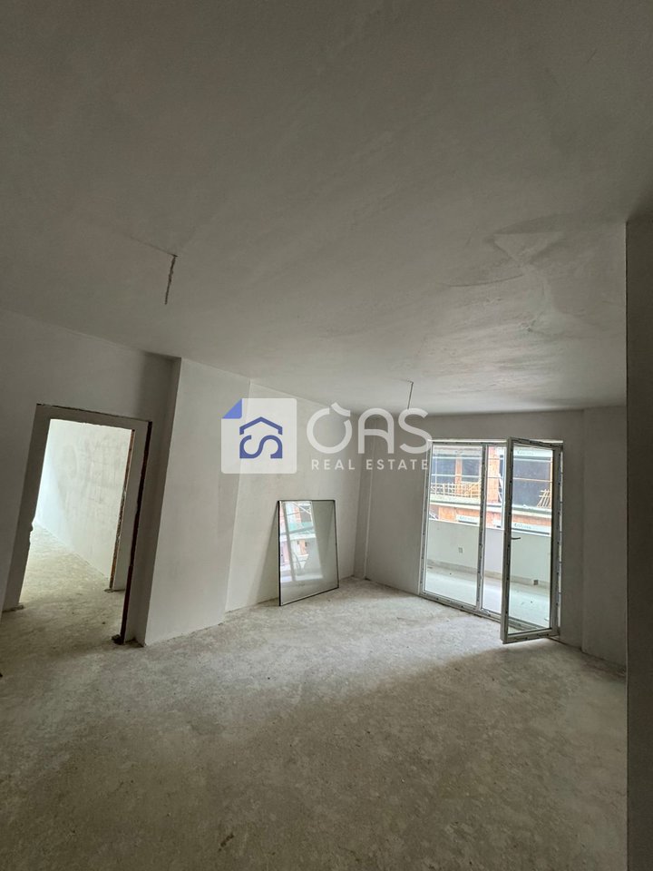 Appartamento 2+1+2 in vendita a Liqeni i Thate (Lake Side)Superficie: 113,6m2, Prezzo dell'appartamento: 204.000 euro