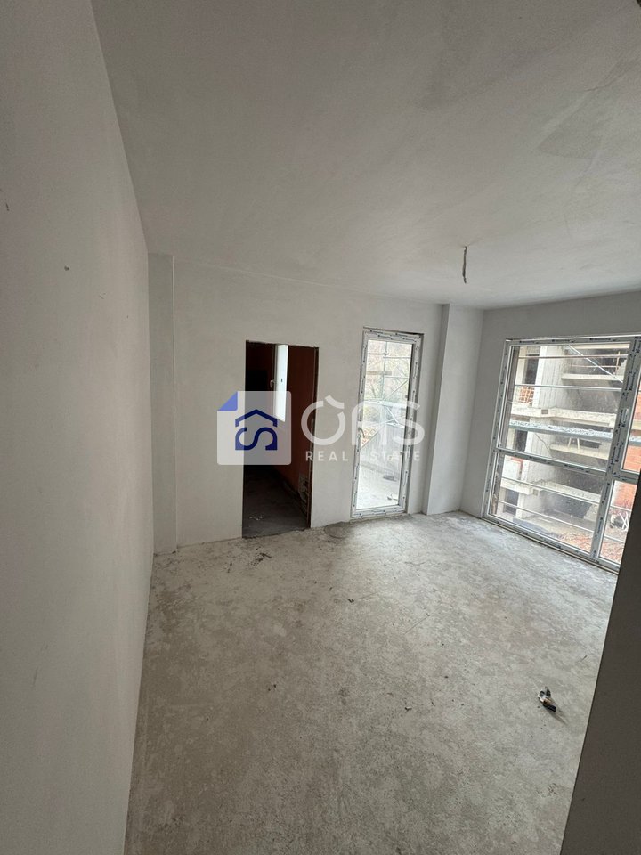 Appartamento 2+1+2 in vendita a Liqeni i Thate (Lake Side)Superficie: 113,6m2, Prezzo dell'appartamento: 204.000 euro