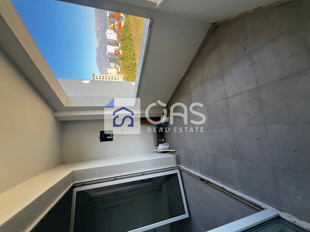 Affittasi appartamento 2+1+2+posto auto ad Astir (River Residence)