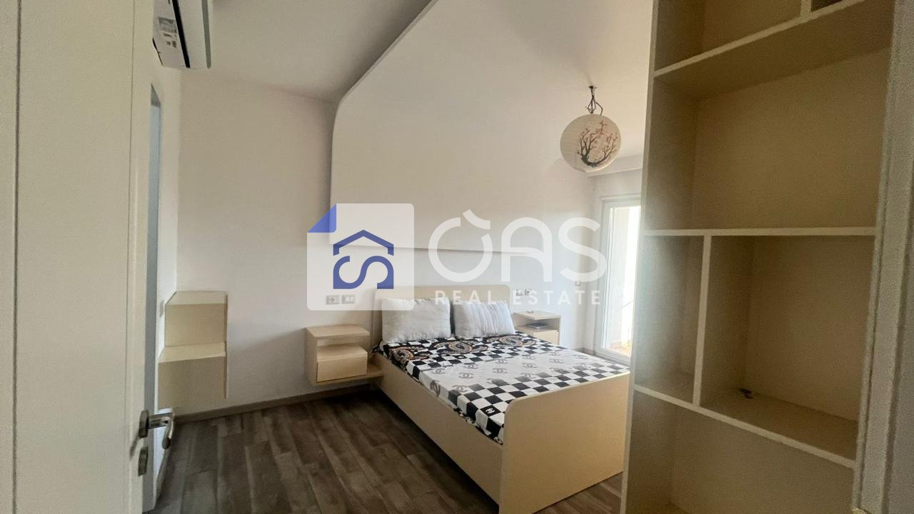 Jepet apartament me qera 2+1 Astir