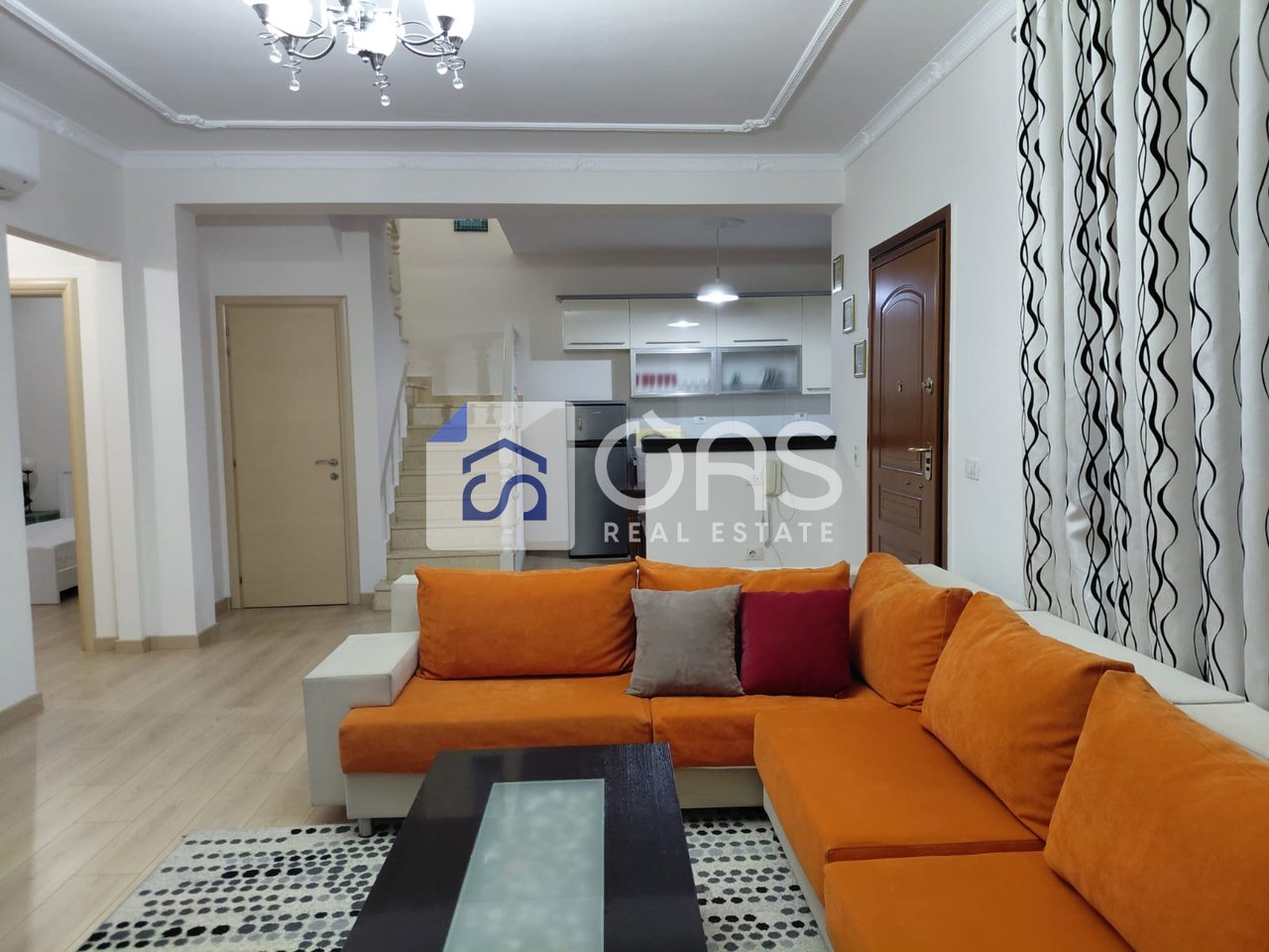 Jepet me qira duplex zona Ali Dem