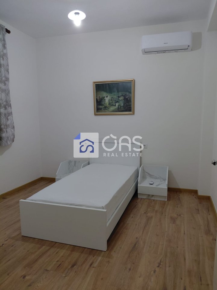 Jepet me qira duplex zona Ali Dem