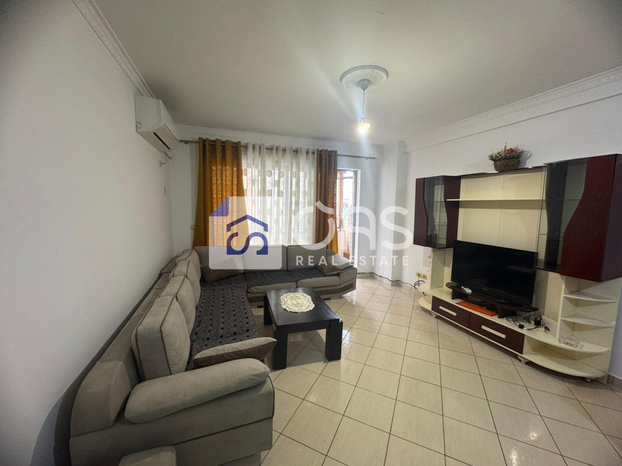 Jepet me qira apartamenti 2+1 ne Astir