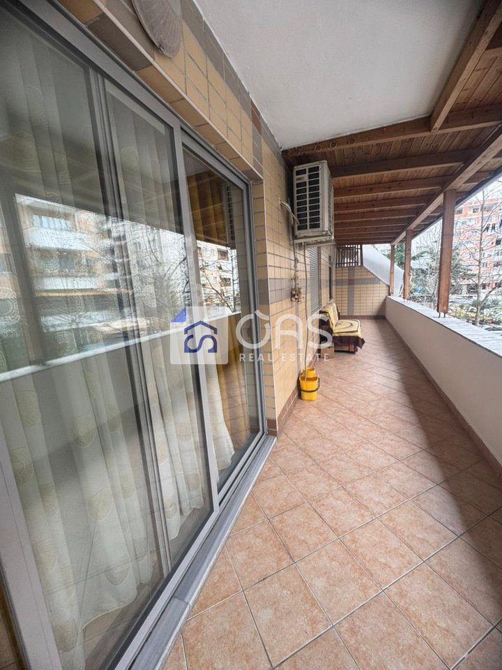 Jepet me qira apartamenti 2+1 ne Astir