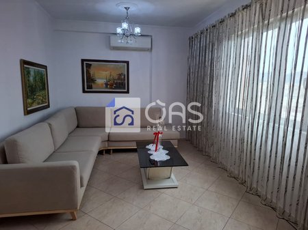 2+1 apartment for rent in the Center of Tirana
