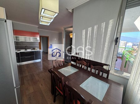 Appartamento 2+1+2 in affitto presso Vila Gold.