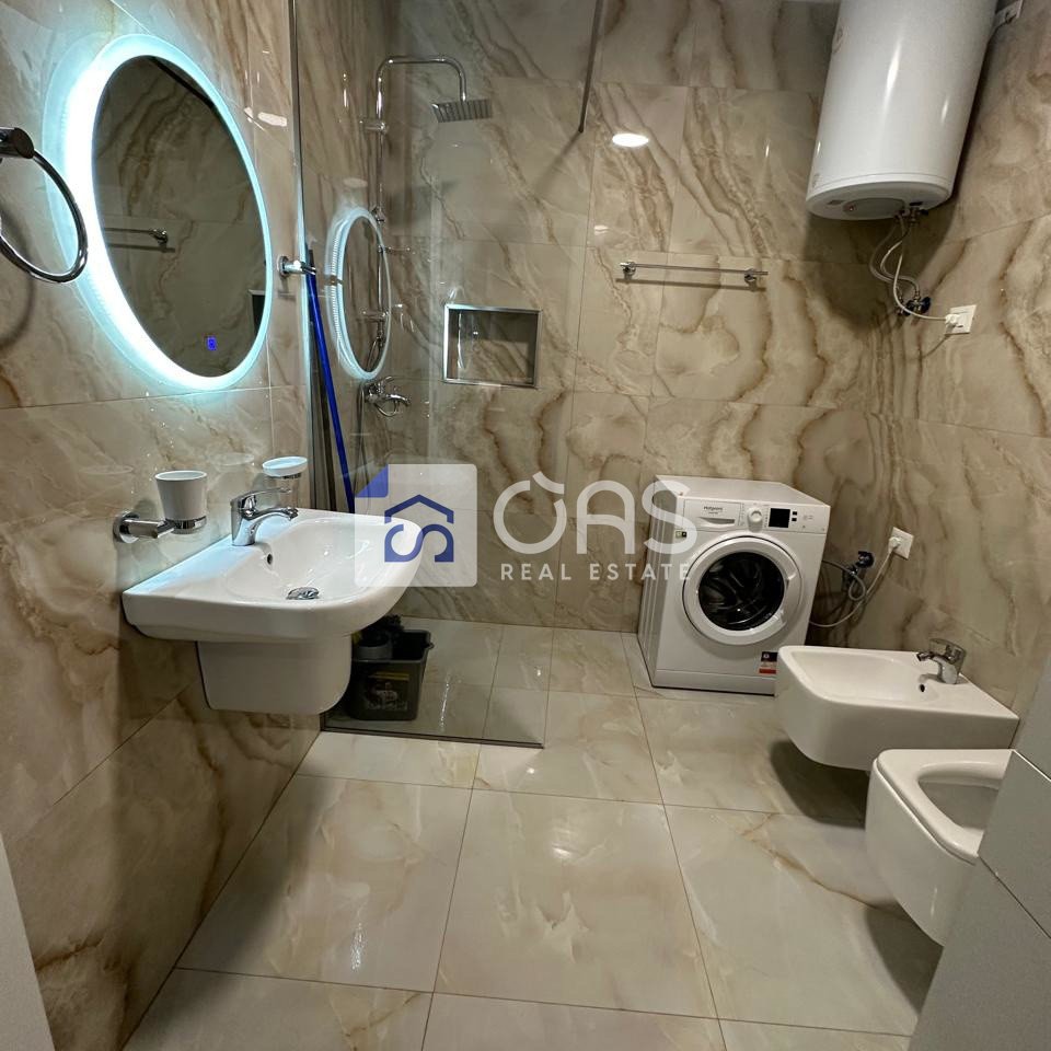 Jepet apartament me qera 2+1  ne Astir Vila L