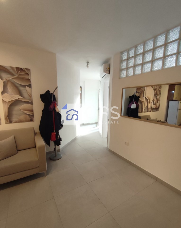 Jepet me qera apartament 2+1+2 ne Myslym Shyr.