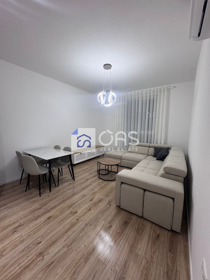 Si affitta appartamento 1+1 a Siri Kodra