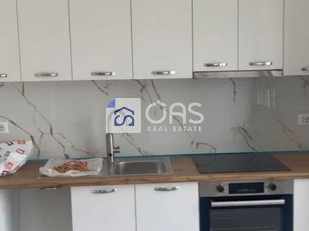 Jepet apartament me qera 2+1+2+ post parkimi  tek 5 Maji