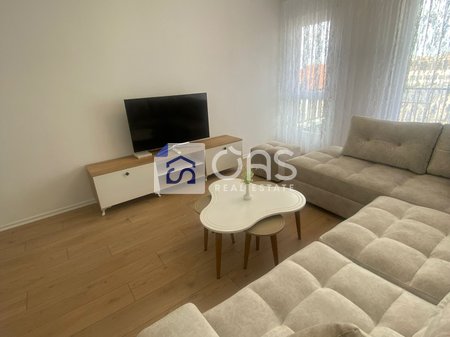 Jepet me qera apartament 1+1 tek 5 Maji.