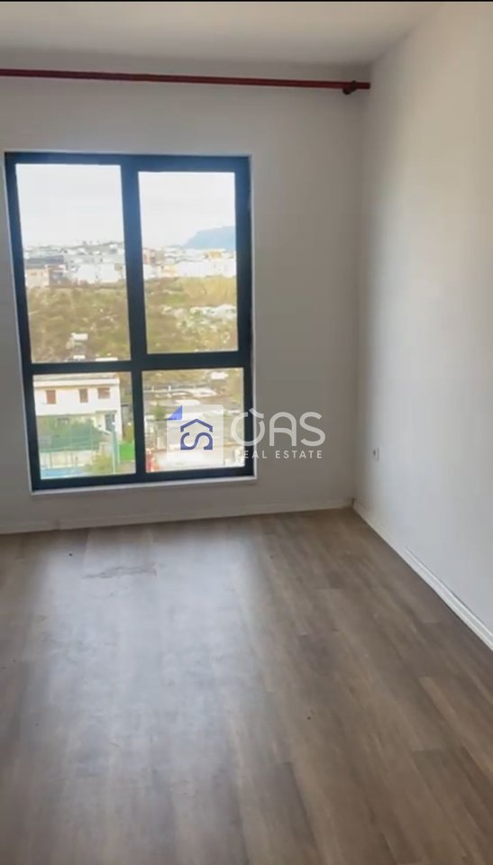 Jepet apartament me qera 2+1+2+ post parkimi  tek 5 Maji