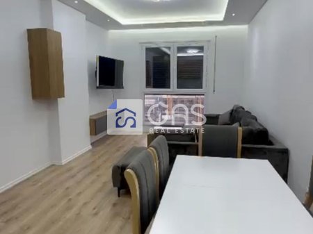 Jepet apartament me qera 2+1+2 ne Paskuqan