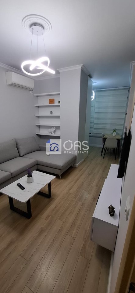 Jepet me qera apartament 1+1 tek Kodra e Diellit (Tek Eleonora)