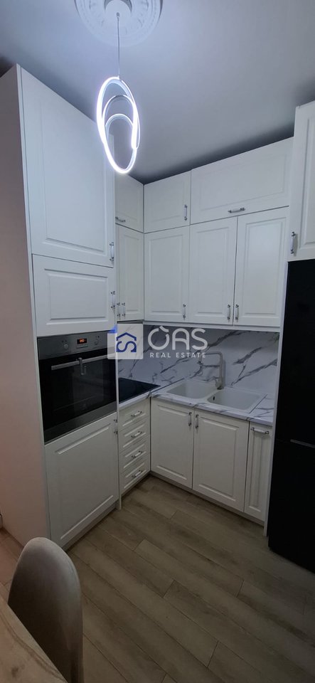 Jepet me qera apartament 1+1 tek Kodra e Diellit (Tek Eleonora)