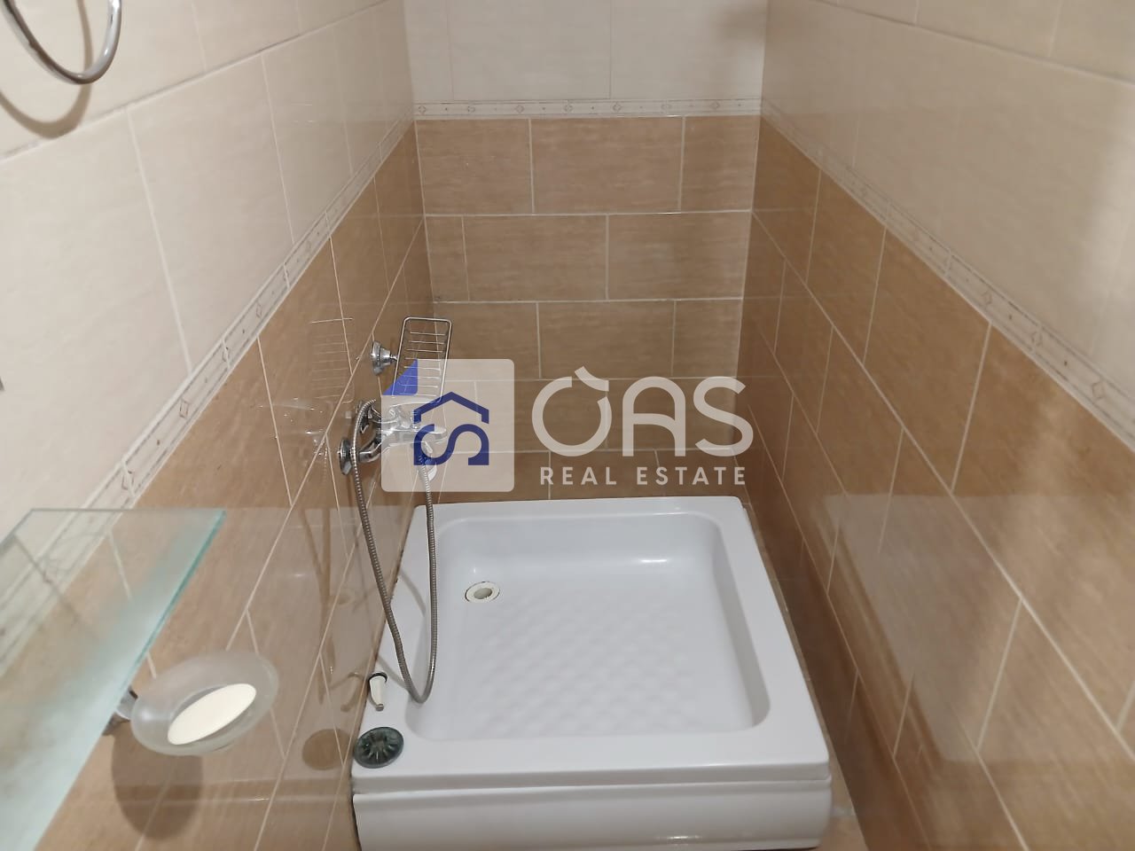 Jepet me qera apartament 2+1 ne Porcelan