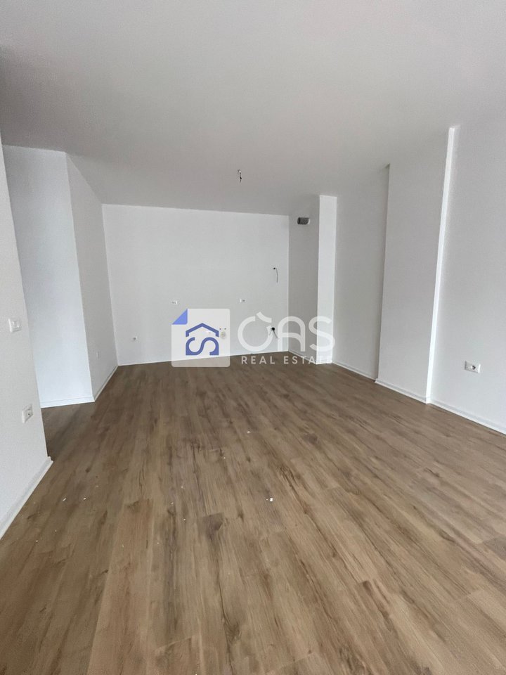 Vendesi appartamento 2+1+2 a Don Bosko