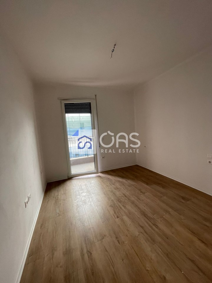 Vendesi appartamento 2+1+2 a Don Bosko